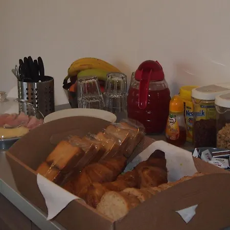 Le Farfalle Bed & Breakfast *